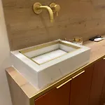 Affittacamere Queen In Pieno Centro- Confort,relax E Privacy