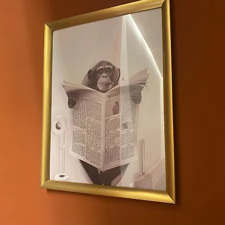 Гостевой дом Queen In Pieno Centro- Confort,relax E Privacy Модена