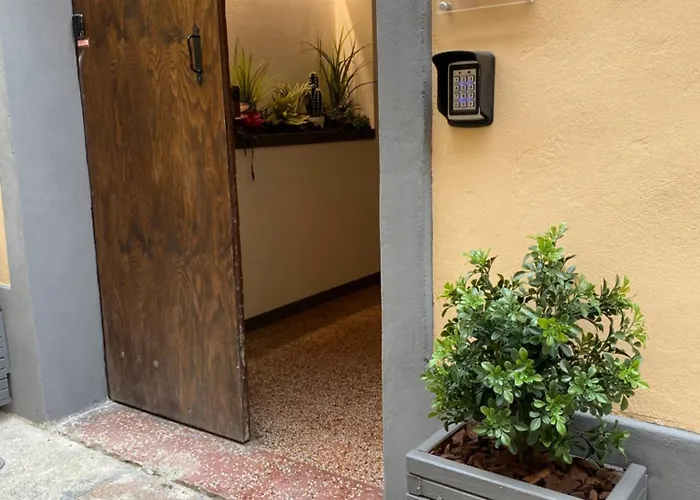 Queen In Pieno Centro- Confort,relax E Privacy Affittacamere